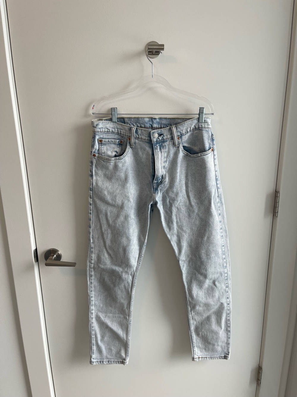 Levi Light Wash Men’s Jeans